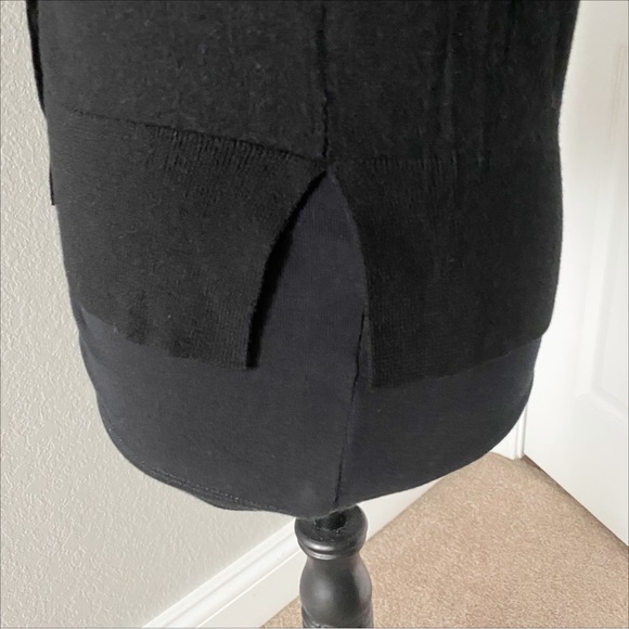 THEORY 94% Wool Black Button Up Sweater Size Medium - Picture 5 of 8